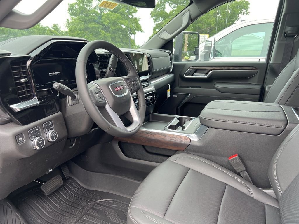2025 GMC Sierra 2500 HD SLT