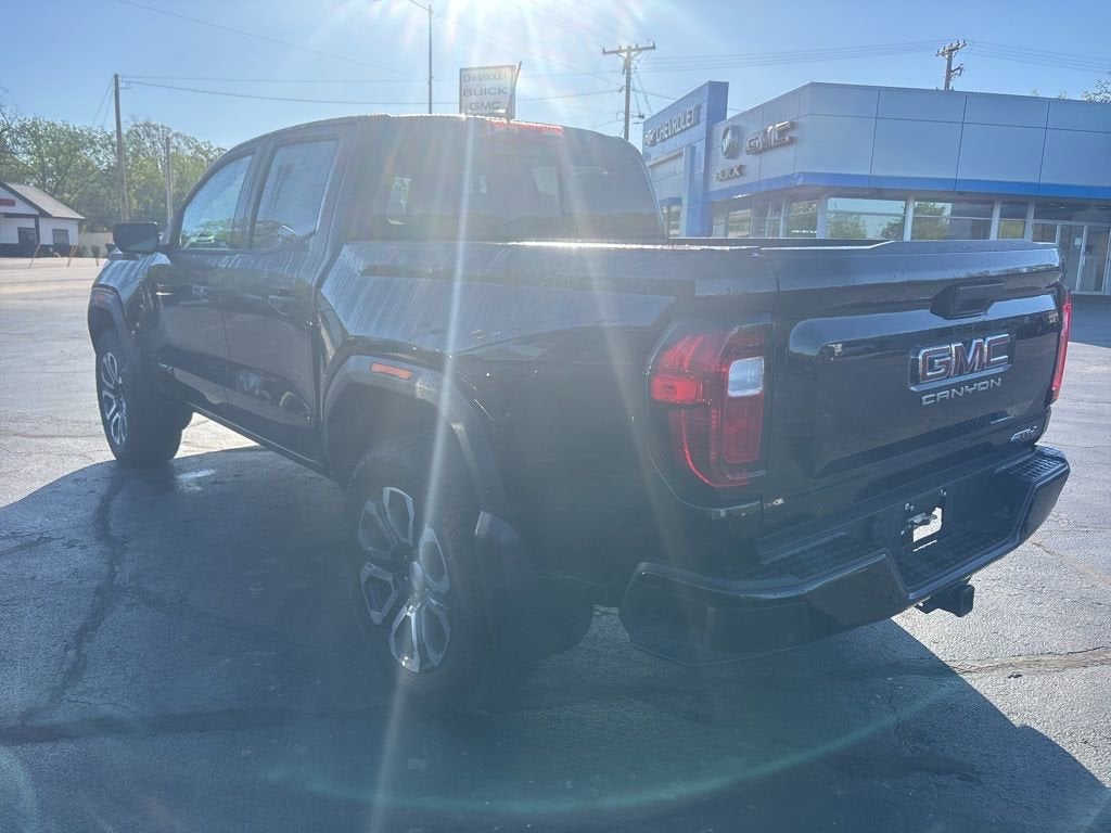 2024 GMC Canyon AT4